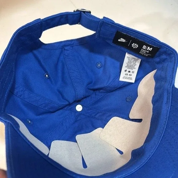 Nike Club Cap Blue Adult Adjustable Strap Embroidered Swoosh Men's‎ S/M NWT - Picture 3 of 3